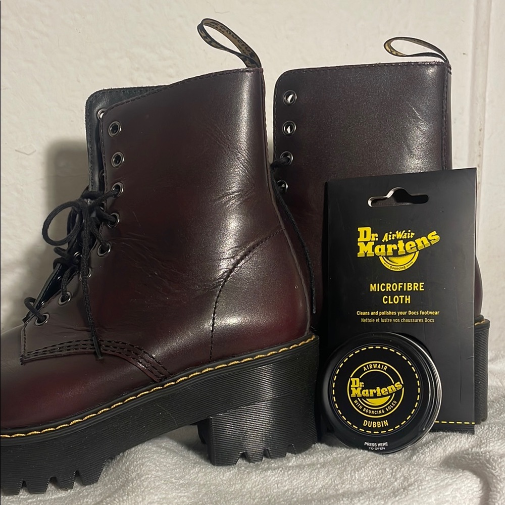 Dr. Martens Burgundy Leather Lace-Up Boots; extra chunky sole.  Shriver hi. NWOT - Picture 4 of 12